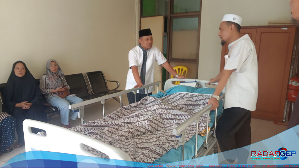 Ibunda Sekretaris Kominfotik Tutup Usia, Bupati Bengkalis Sampaikan Belasungkawa